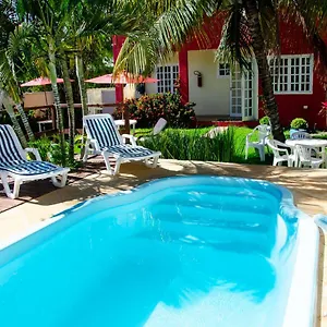 Inn Luzes De Geribá ***